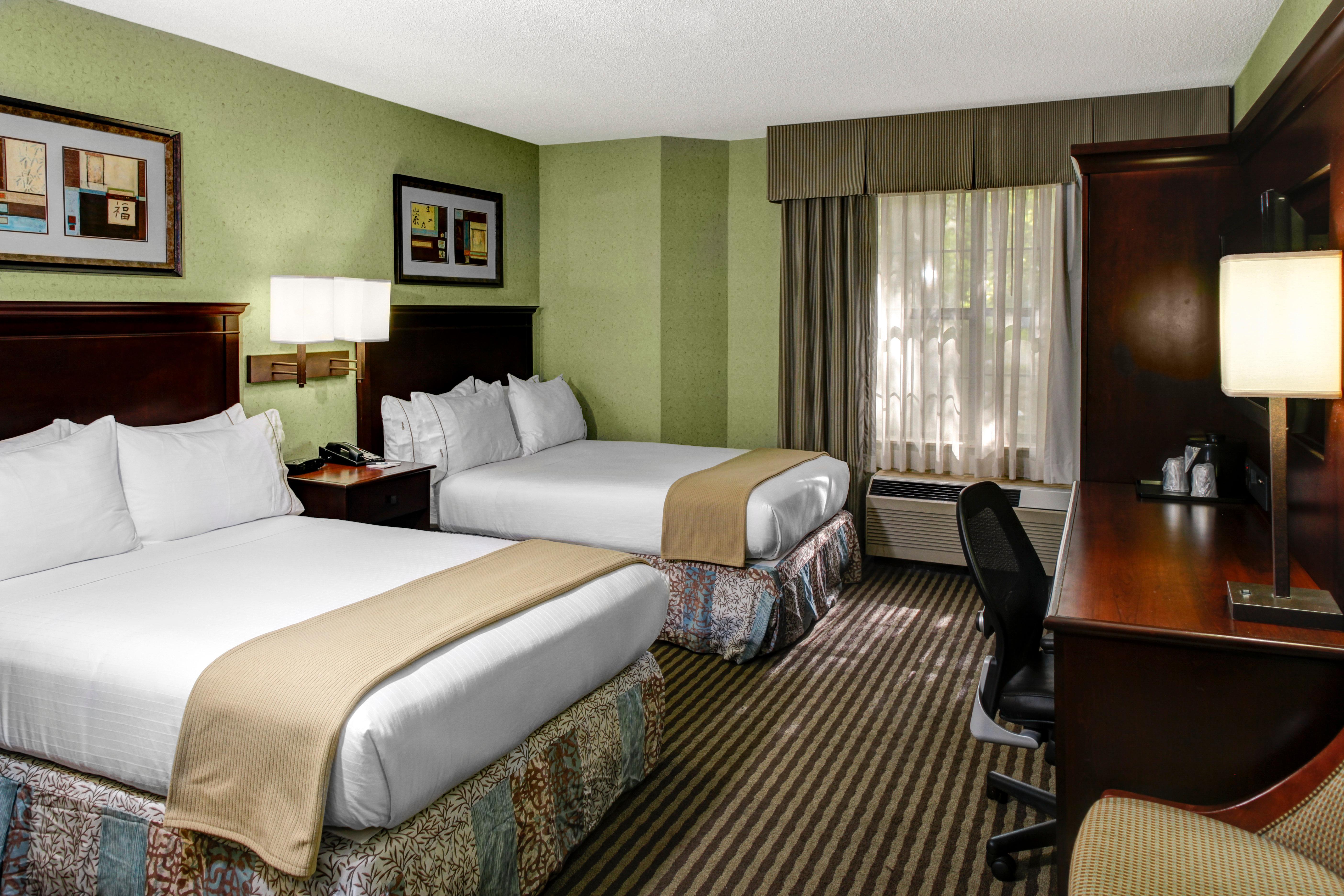 Holiday Inn Express Hotel & Suites Atlanta Buckhead By Ihg Exterior photo